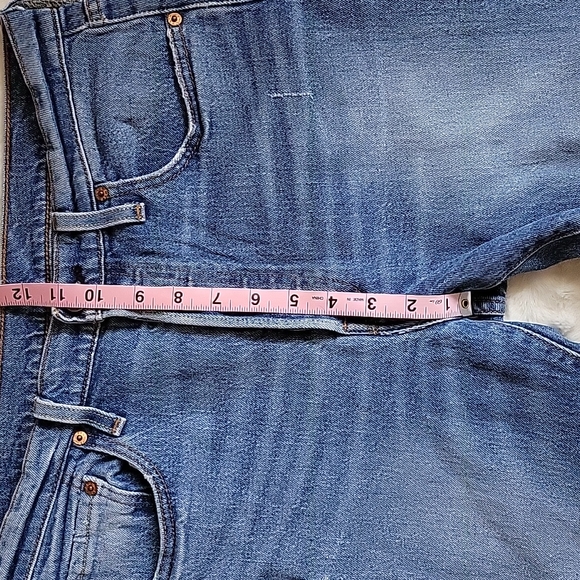 EUC Levi's 501 Button Fly Jeans 29 ๐ - Picture 4 of 12